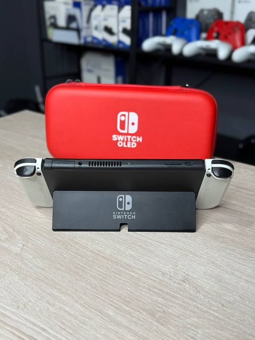 Nintendo Switch OLED портативна ігрова приставка від нінтендо!