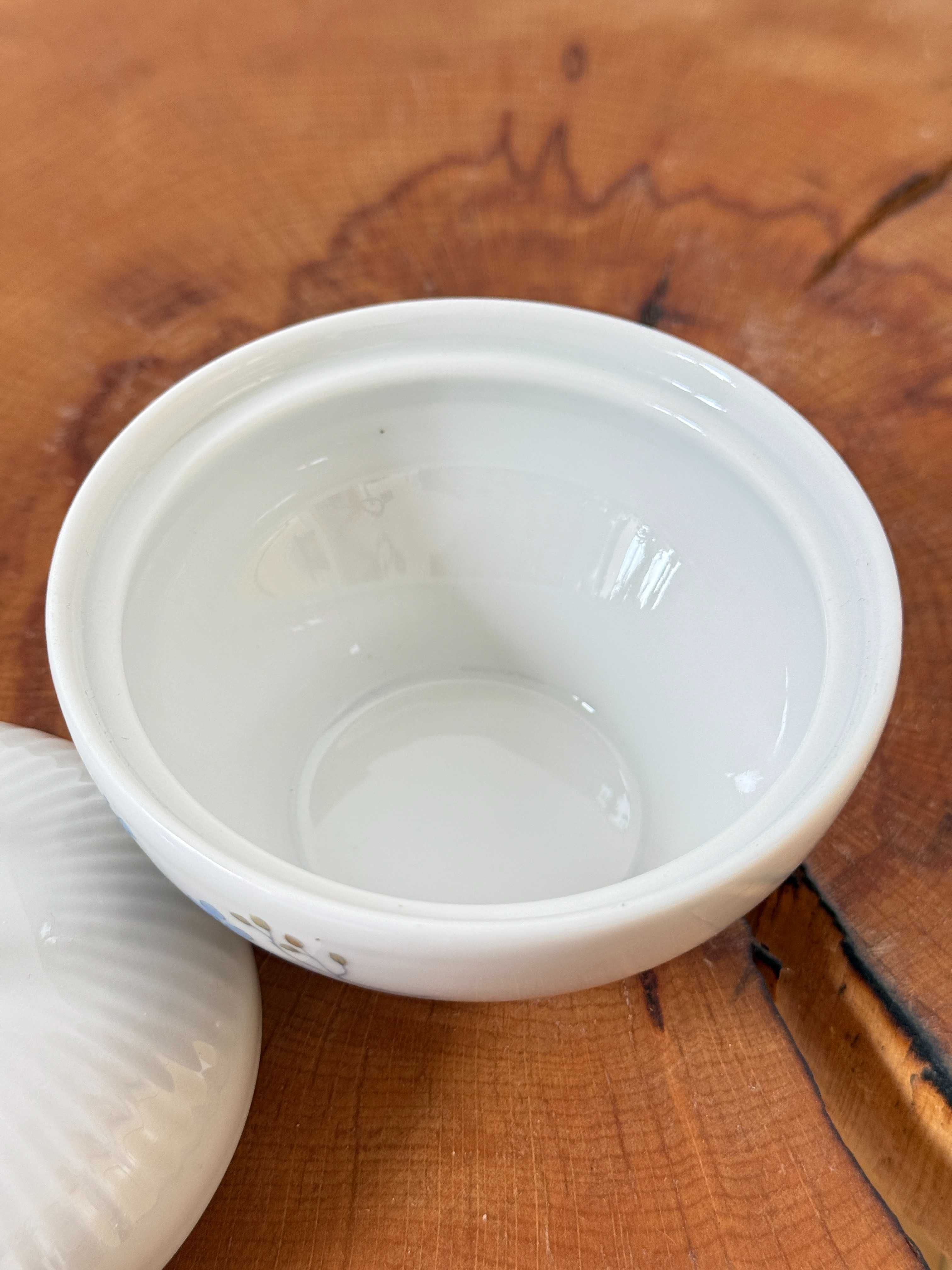Cukiernica porcelanowa Jlmenau Germany porcelana niemiecka kwiaty