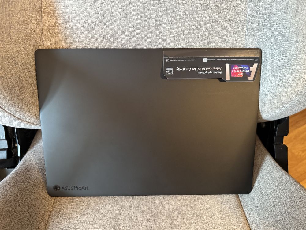 ASUS ProArt P16 H7606WI - ME125X (64 ГБ LPDDR5 RTX™ 4070)