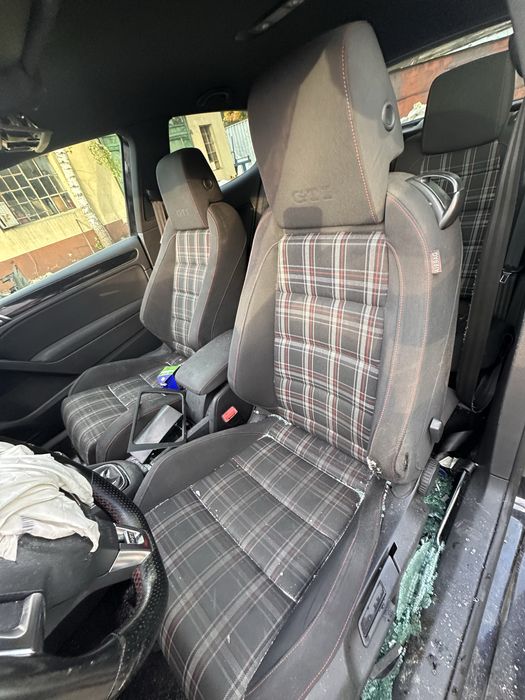 Fotele Golf VI GTI Kanapa Golf 6 komplet