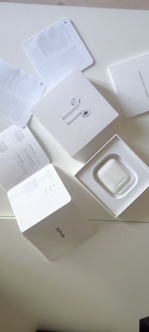 Air pods 1 на запчасти