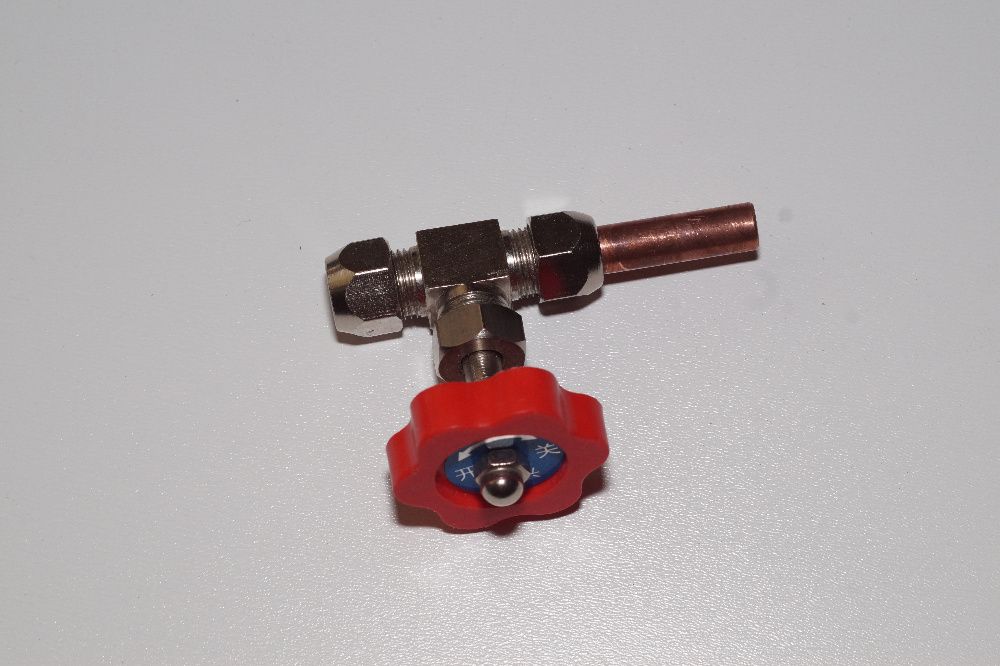 Zaworek iglicowy 8 mm metalowy np do akwarium,powietrza,wody,płynów