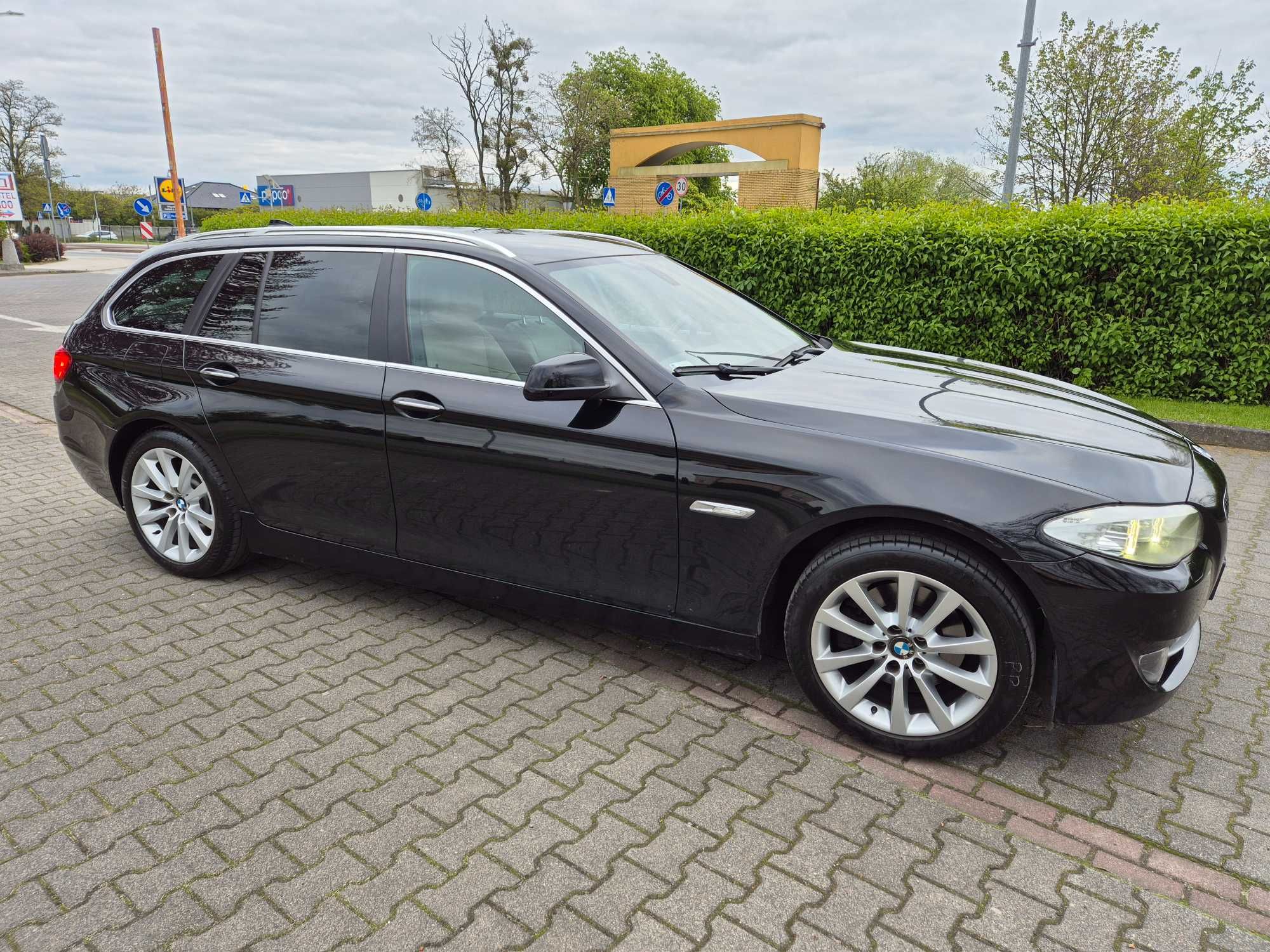 BMW F11 seria 5 kombi 2.0d 184km doinwestowany 520d touring