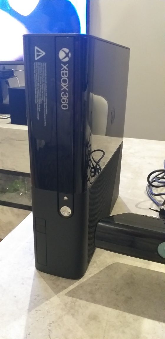 Microsoft Xbox 360 - 250 GB