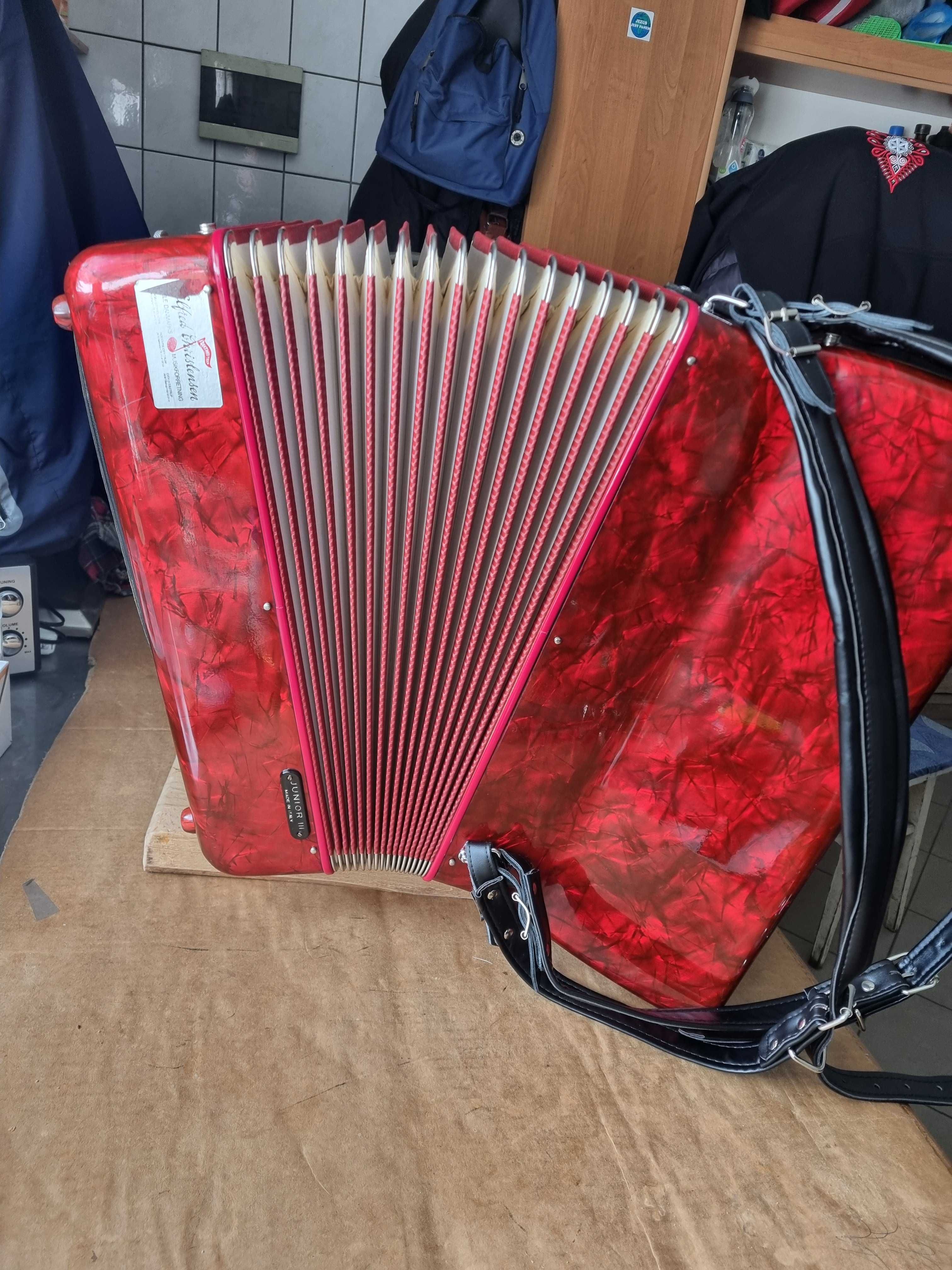 Akordeon pallo soprani 80 basów