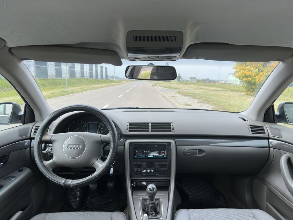 Audi A4 B6 1.6 benzyna