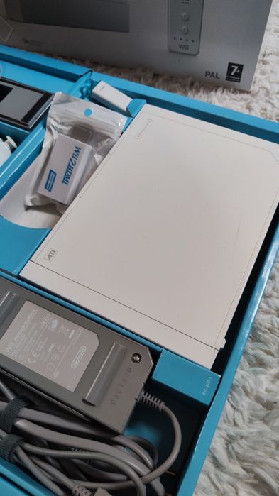 Nintendo Wii + akcesoria + 26 gier!