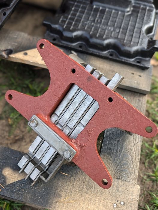 Кришка КПП МтЗ 82.892.1221.1025 Трактор МТЗ Коробка передач МТЗ ОБМЕН