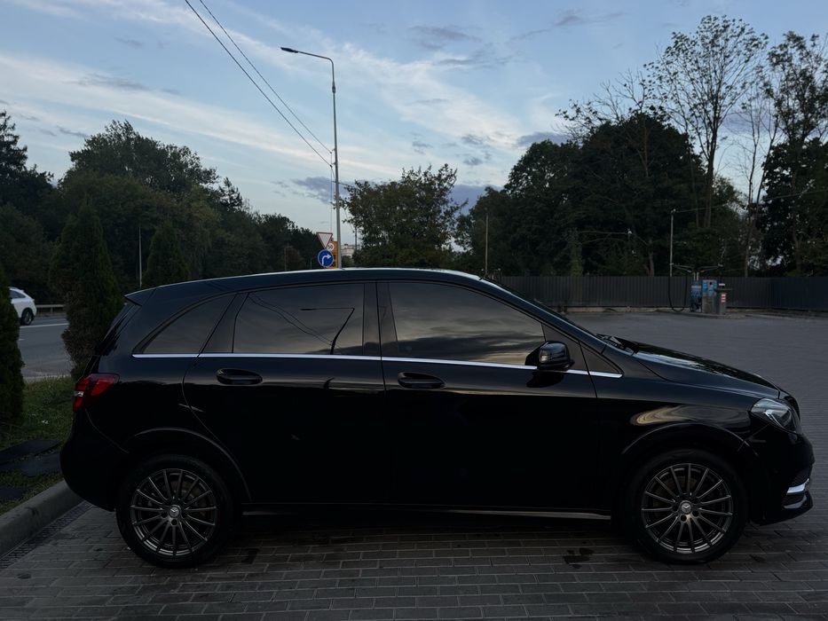 Mersedes-Benz B-Class 2016 b250e