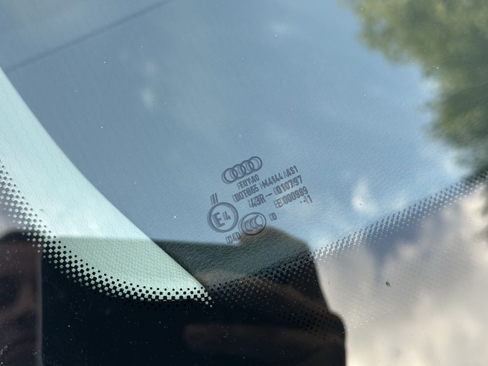 AUDI Q2 E-Tron Elektro