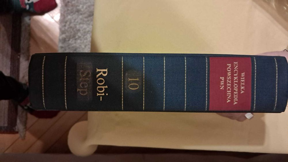 Wielka Encyklopedia PWN  z lat 1960 - 1969.