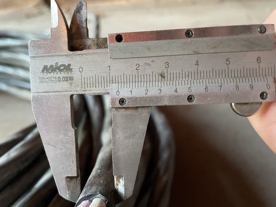 Провід (дріт) алюмінієвий, 4-х жильний, 54 метра, 60 грн за метр, торг