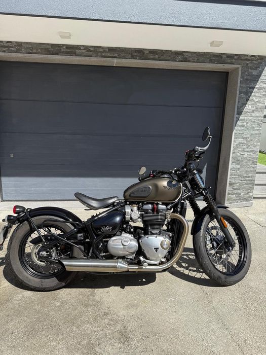 Triumph bobber Lisboa