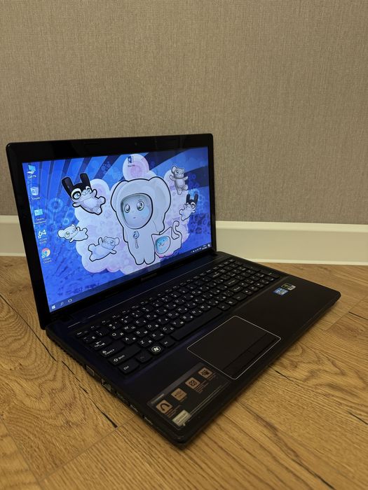 Ноут ігровий Lenovo, SSD, 870Gb, 8Gb, 4 ядра, i3, відео 8 Гб, FullHD