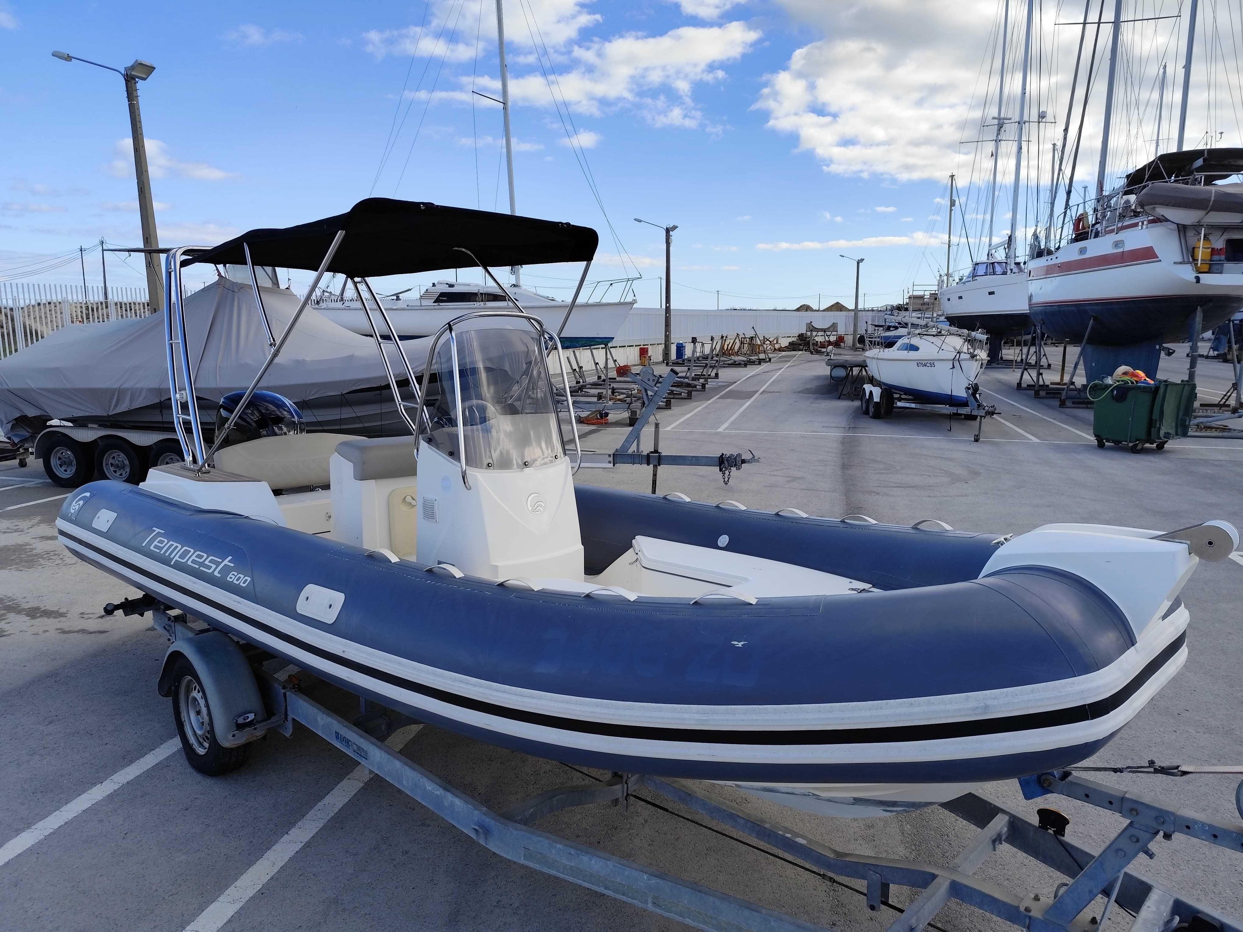 Semi-rígido recreio hydrosport RIB CAPELLI TEMPEST 600 + MERCURY 115HP