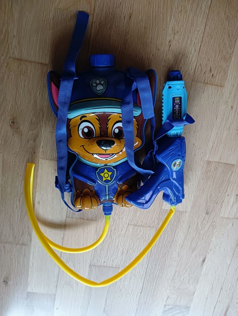 Plecak, pistolet na wode Chase Psi Patrol