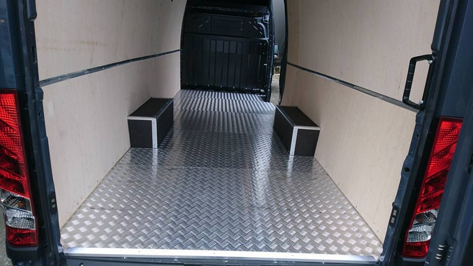 Zabezpieczenie paki Iveco Daily L3H2