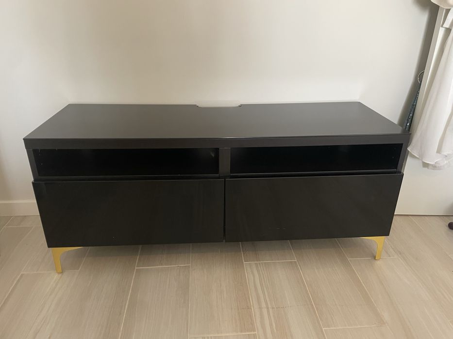 Móvel de TV BESTÅ da IKEA