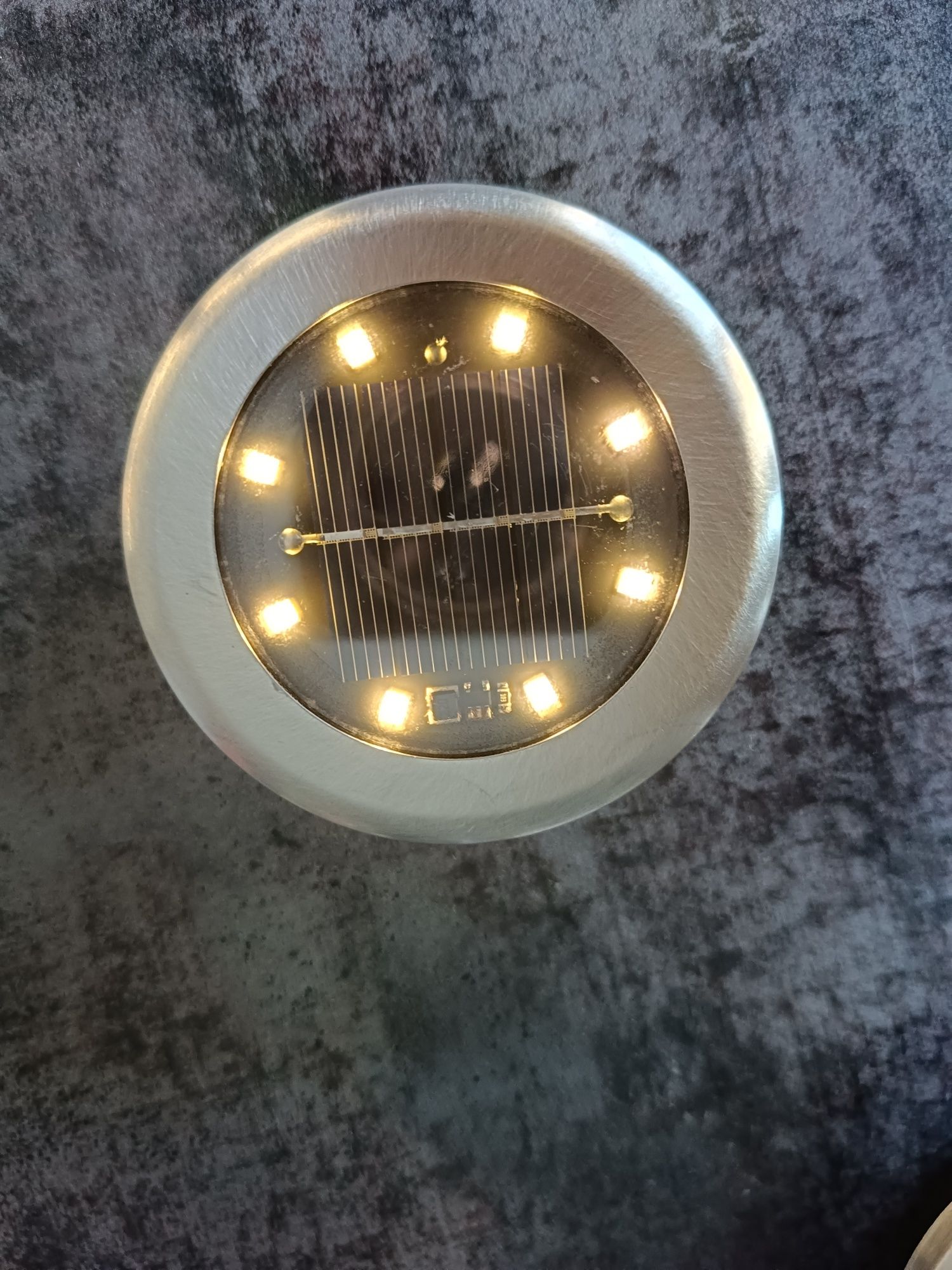 Lampki solarne gruntowe