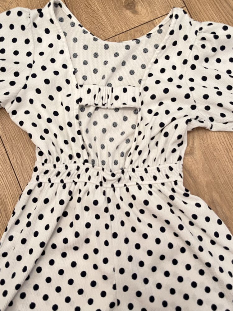 Kombinezon zara w grochy 134 idealny