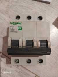 Автоматичний вимикач Shneider