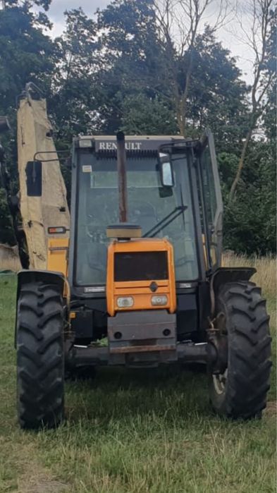 Ciagnik renault 106-54