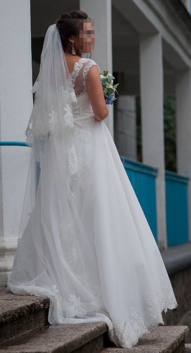 Эксклюзивное французское свадебное платье с фатой