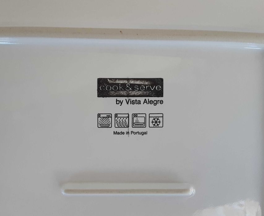 Travessas Oval + Quadrada "Cook & Serve by Vista Alegre" - 10€ cada!