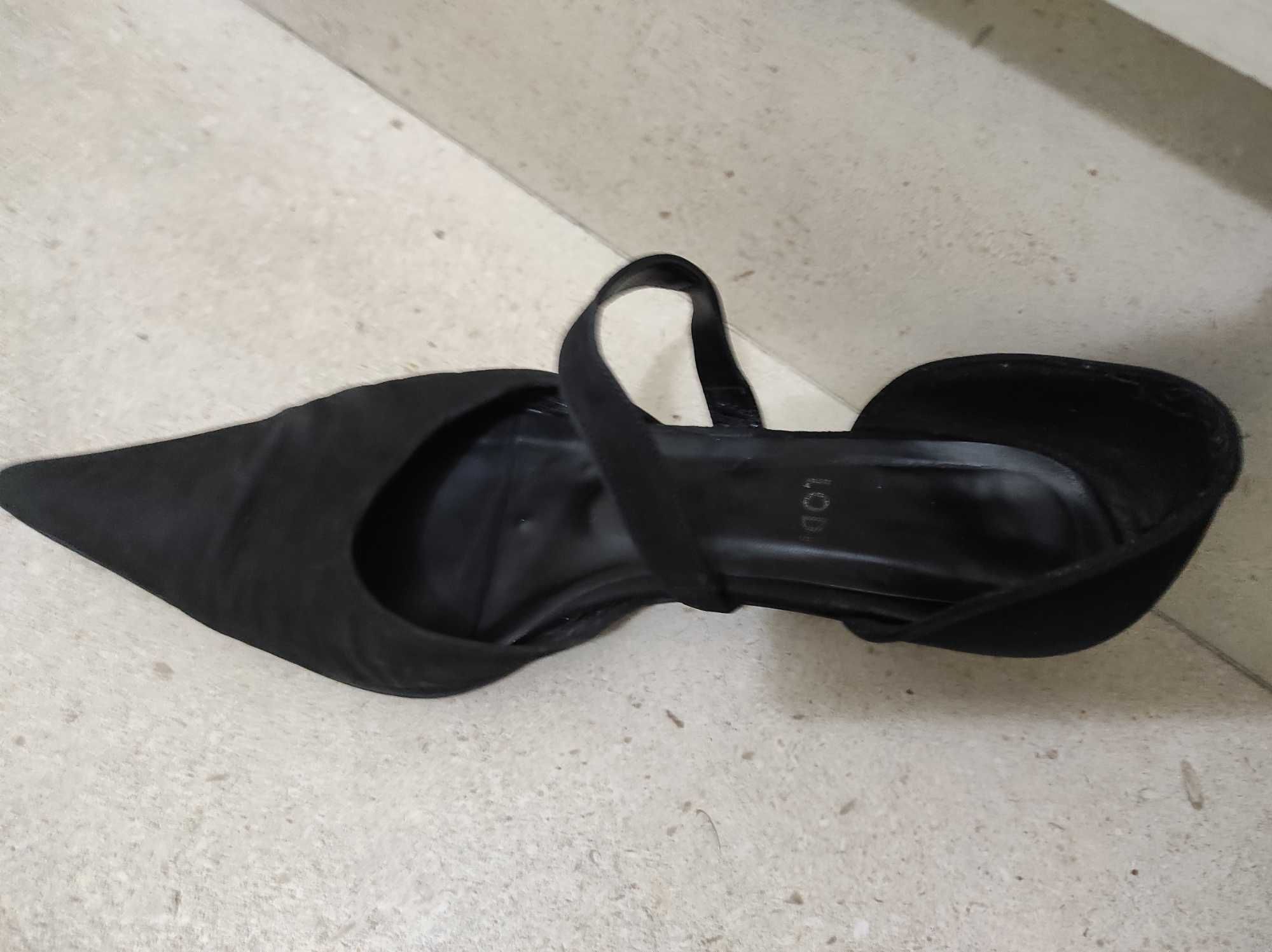 Sapatos em pele 38 marca Lodi