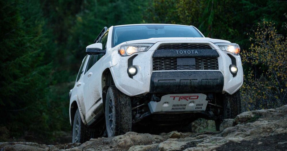 Toyota 4runner FJ Cruiser защита двигателя TRD
