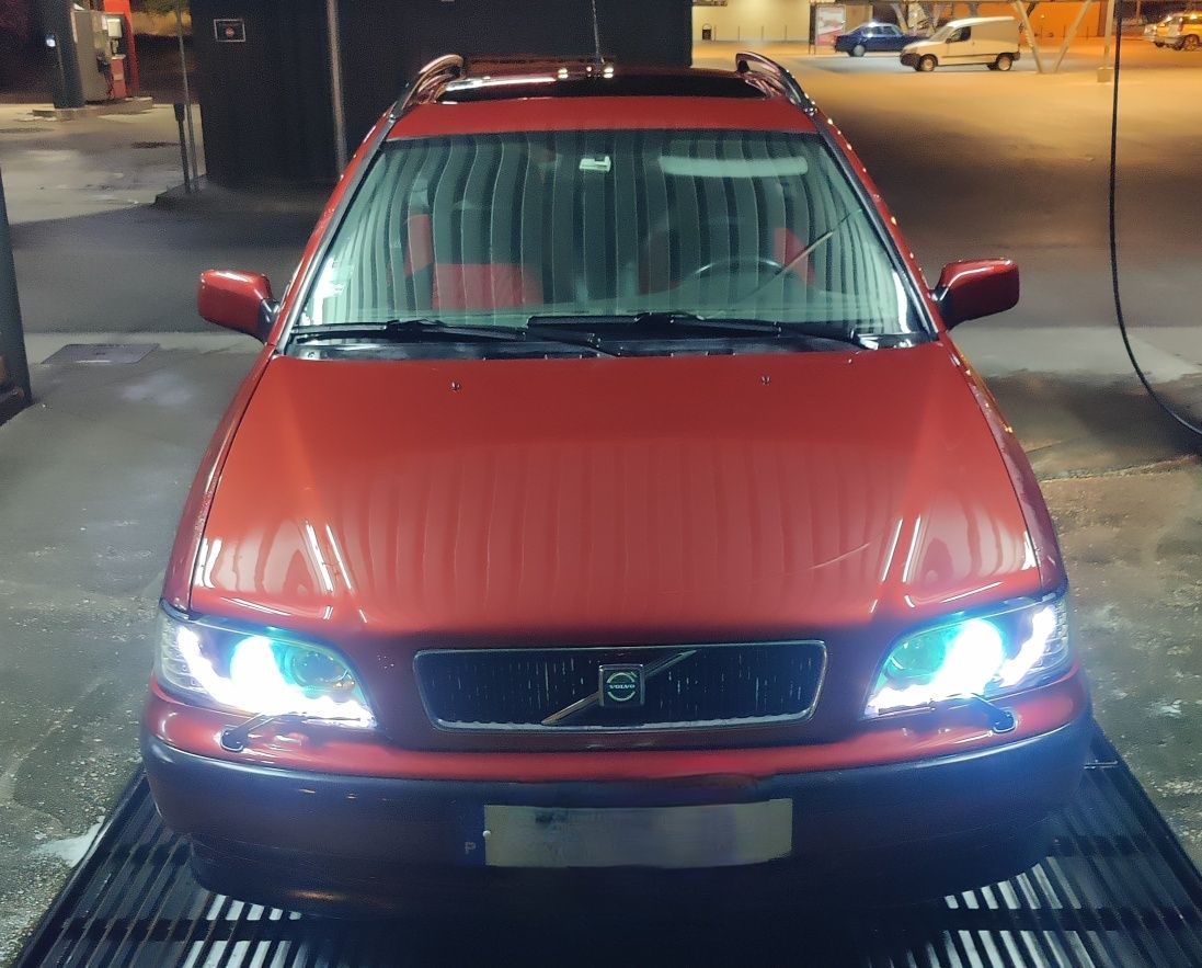 Vendo viatura Volvo V40 DI