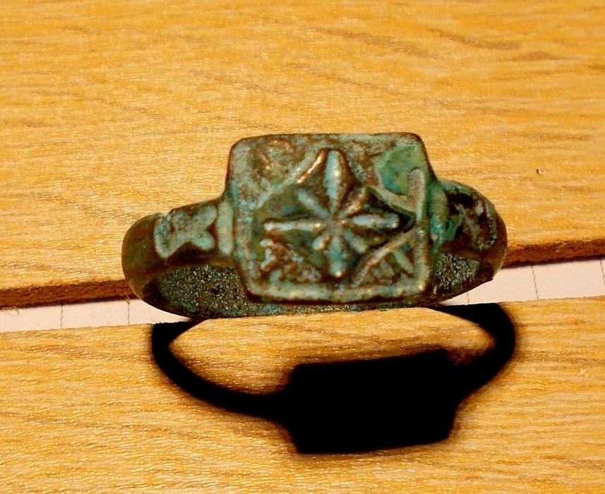 Стародавній перстень.печатка.