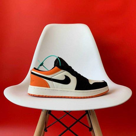 Кросівки Nike Air Jordan Orange