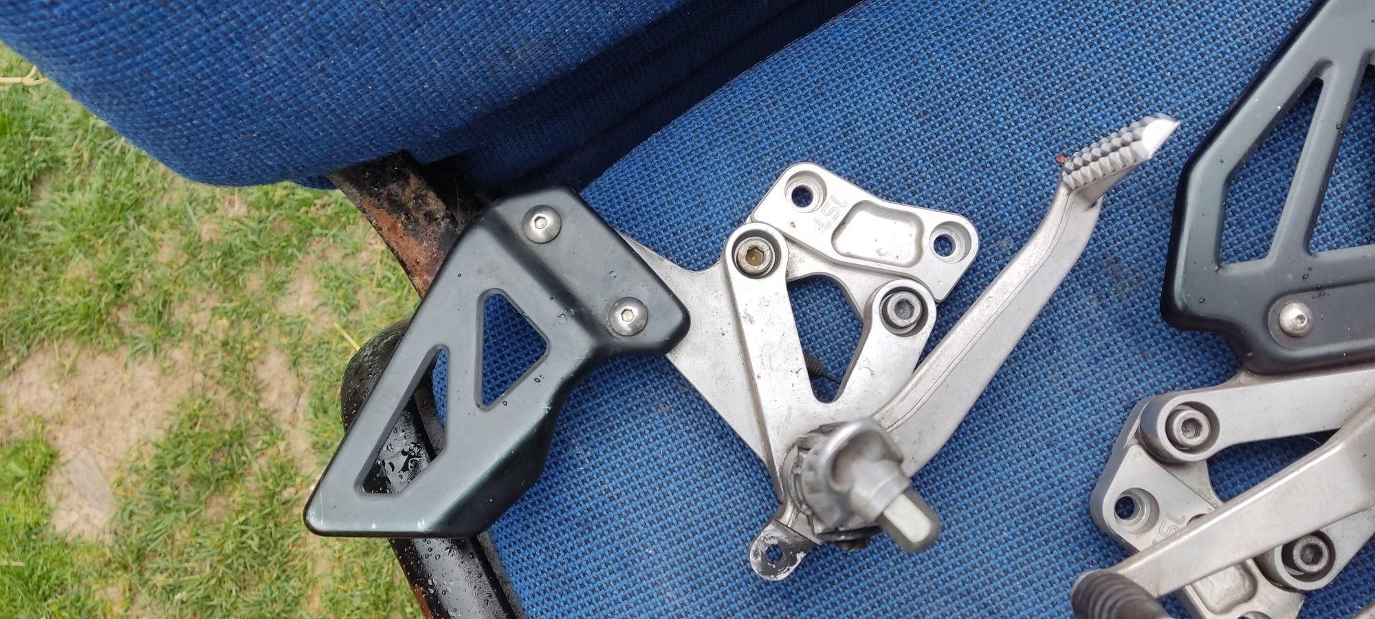 Suzuki GSX-R 750 K2 set kierowcy
