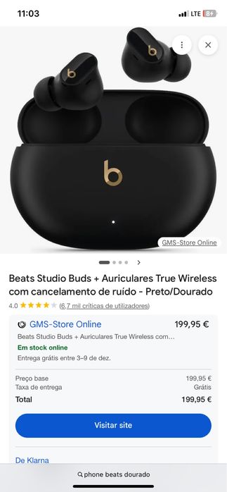 Phone beats na cor dourada