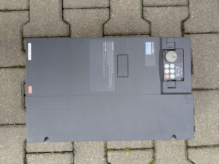 Falownik Mitsubishi FR-F740 30kW 60A 22kW