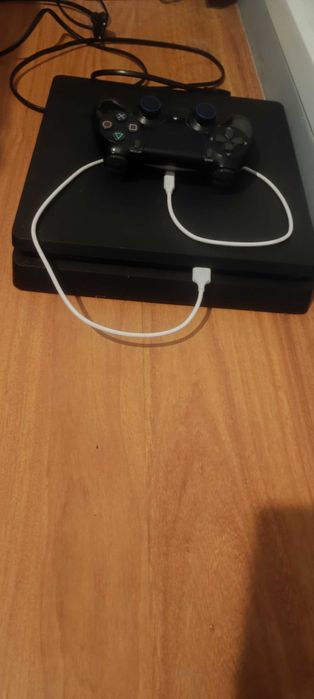 Ps4 usado + comando