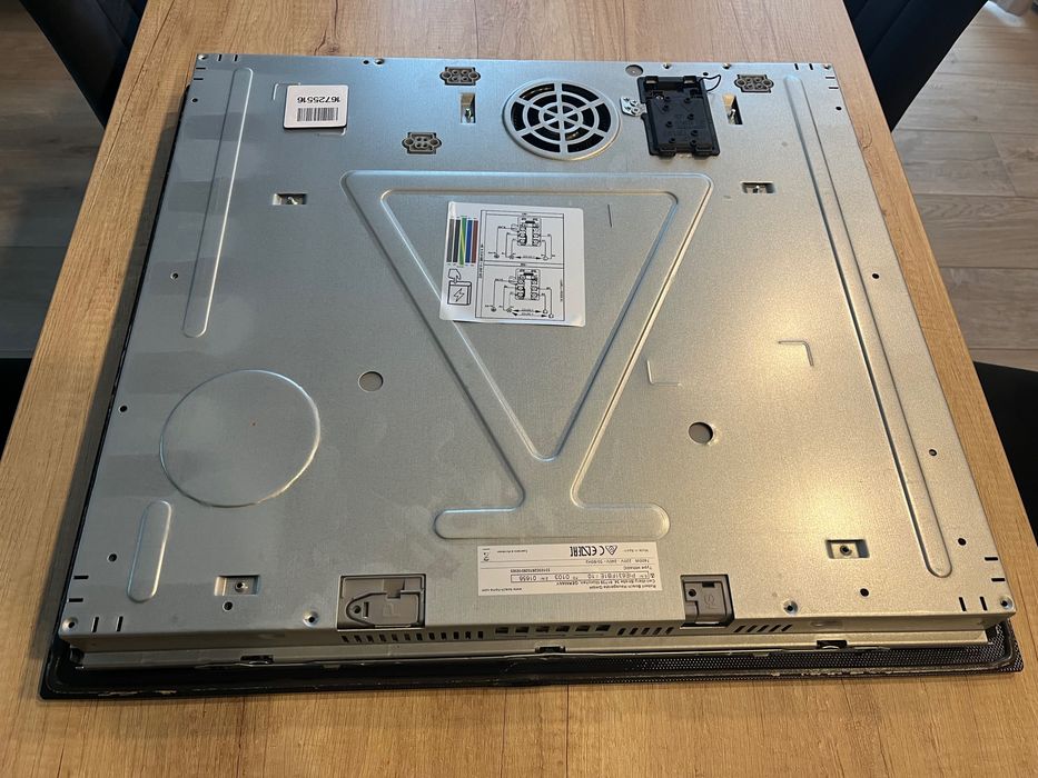 Płyta indukcyjna Bosch PIE631FB1E / 10 uszczerbiona