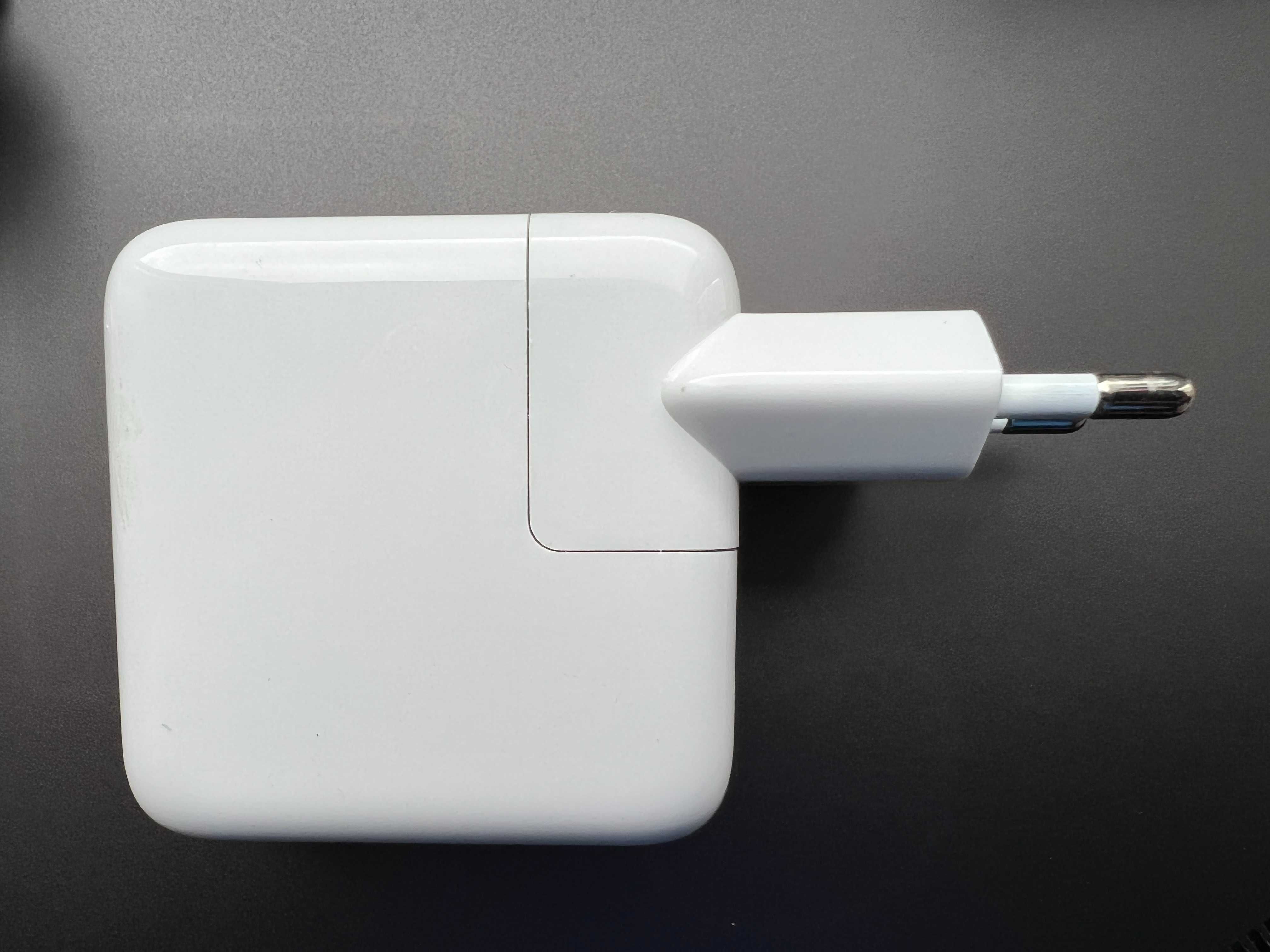 Оригінальні євровилки Apple для блоків живлення
