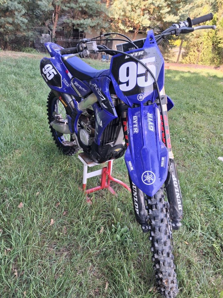 Yamaha yzf 250 super stan