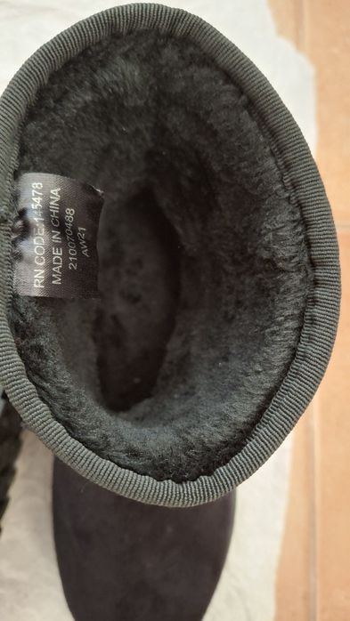 Botas pretas, N° 37  muito quentinhas