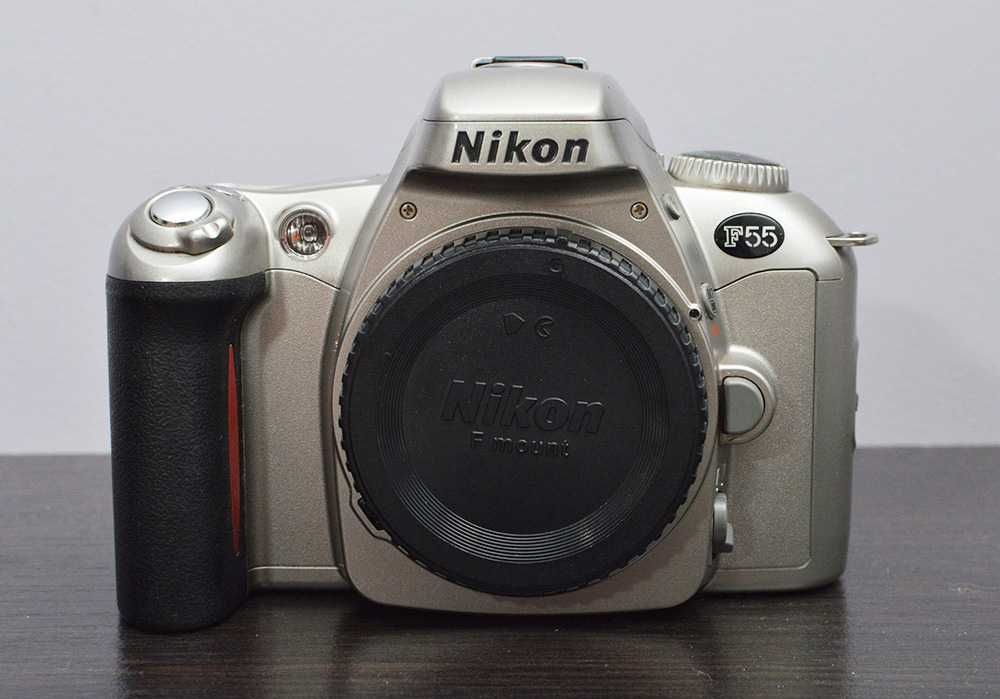 Nikon AF 28-80 mm f/3.3-5.6G - Повний кадр