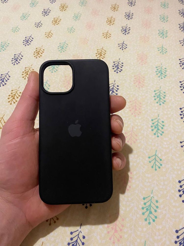 Продам чохол на iPhone 14