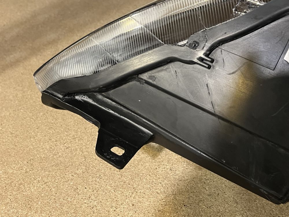 Права фара Ford C Max 2017-2018. США