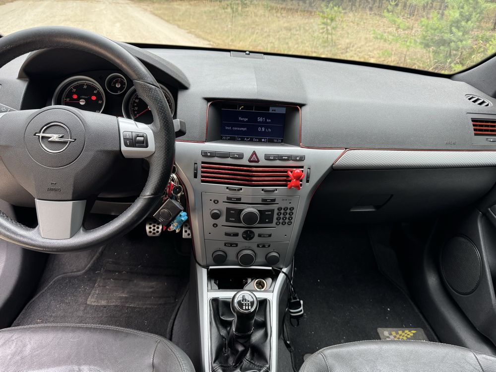 Opel astra h gtc 1.9 cdti 150 doinwestowana