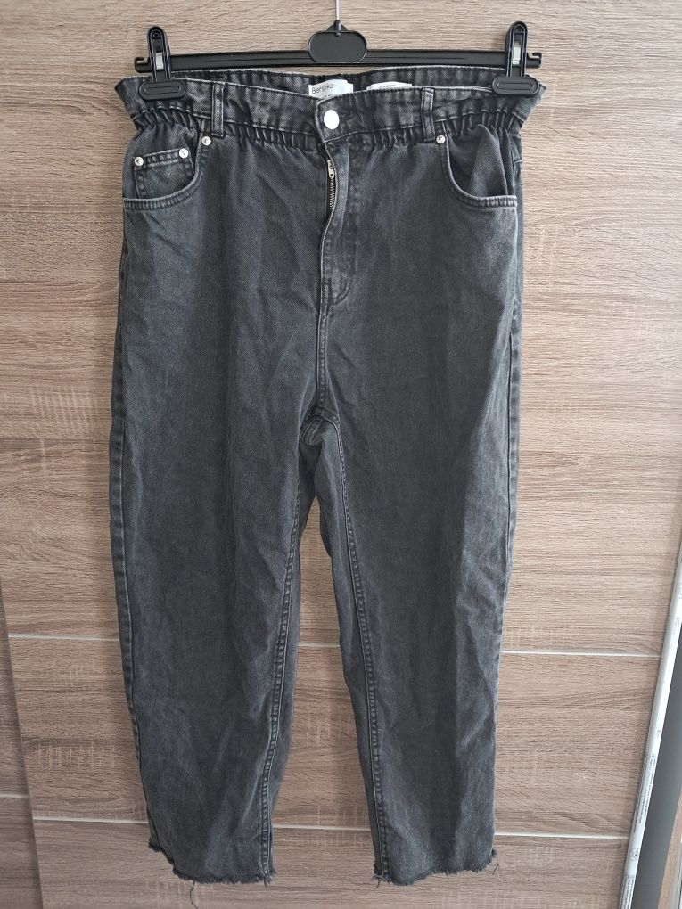 Czarne spodnie jeansy baggy Bershka bluza gratis (patrz wymiary)