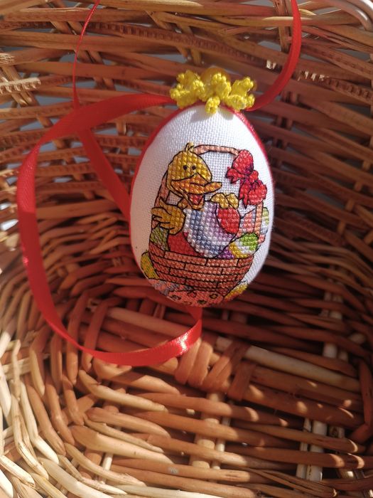 Писанки, вишиті писанки