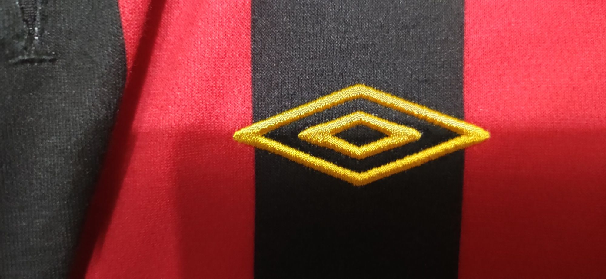 Koszulka t-shirt vintage umbro piłkarski zespołu Manchester city  orze