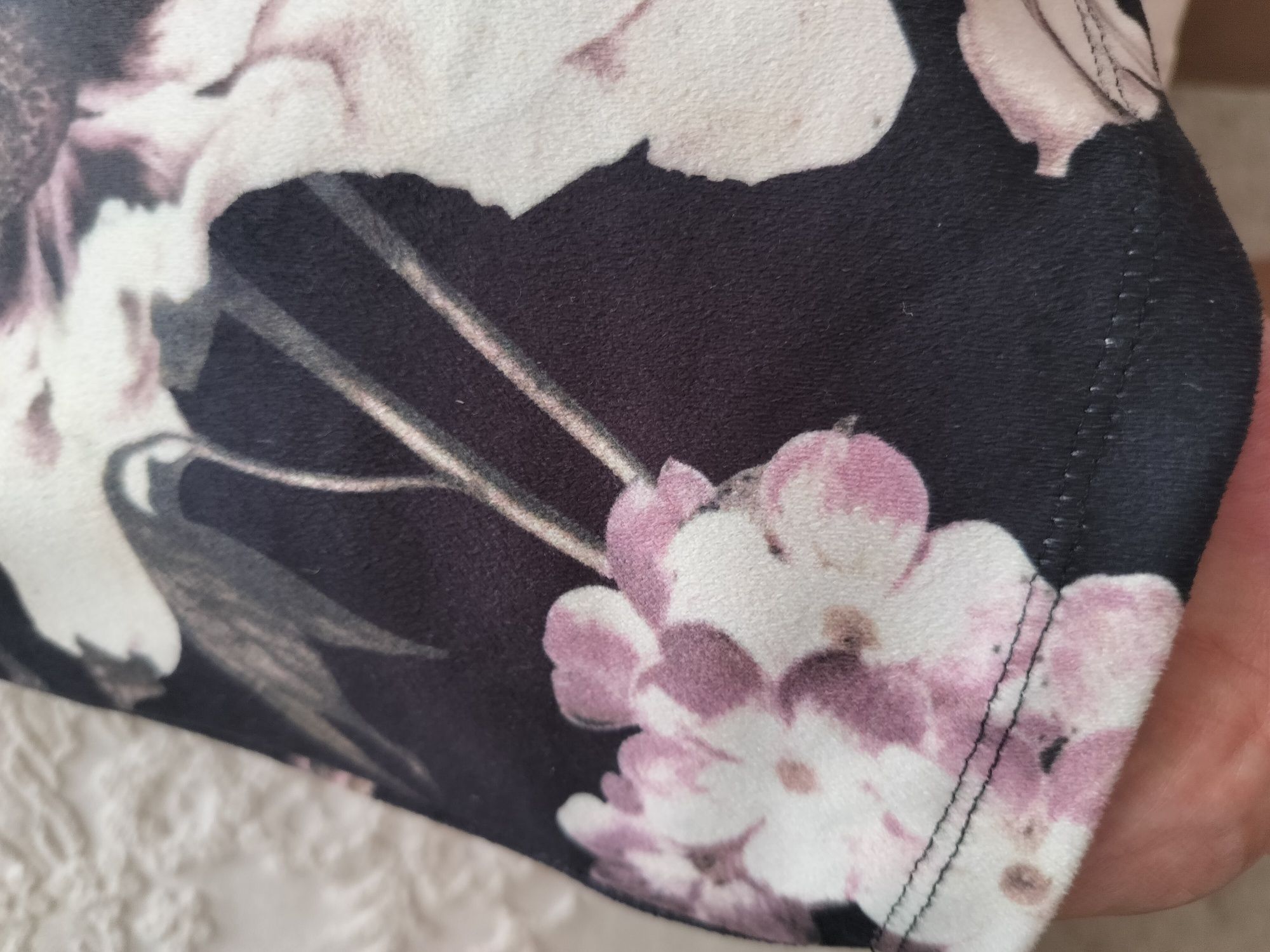 Vestido com padrão flores