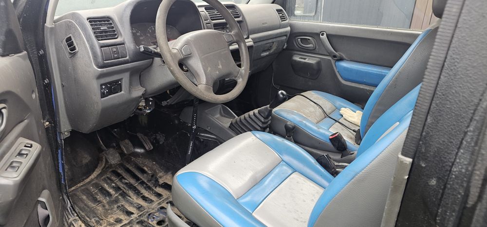 Suzuki Jimny 4x4 offroad 1.6 100KM lift, wyciągarka, zderzaki